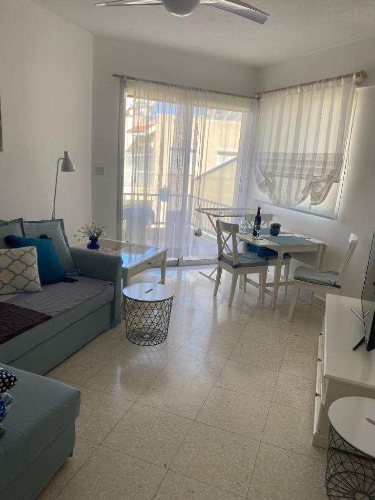 Modern Apartment In Pafos Near The Sea מראה חיצוני תמונה